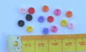 Buttons for 1.75 mm needles.